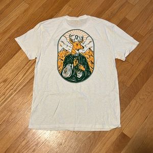 American Alpine Club Deer T Shirt unisex medium